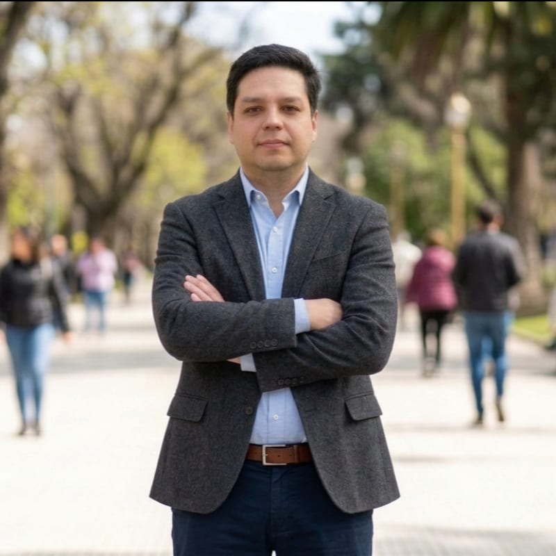 César Alvear, fundador de Estudio Los Lagos